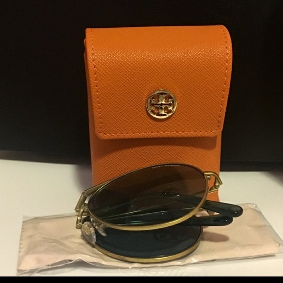 Tory Burch sunglasses - Picture 3 of 4